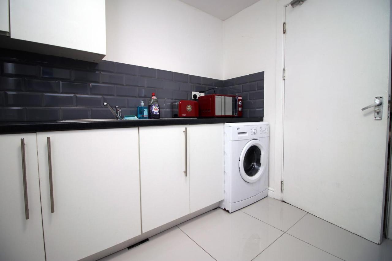 Lovely Flat Free Parking-near Centre *